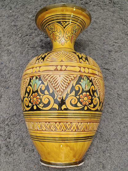 Vase en céramique jaune et noir fait main Safi Maroc